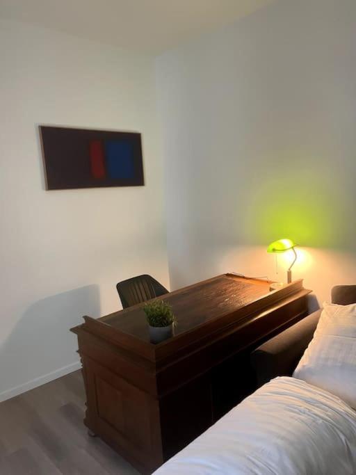 Jaybnb - Geraeumiges Apartment Am Hafen Von Дортмунд Екстериор снимка
